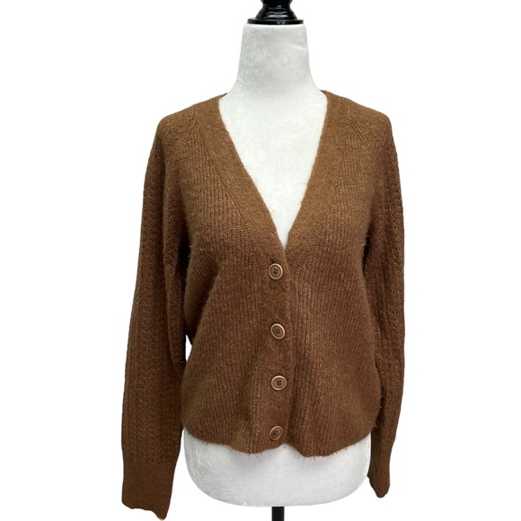 RW&Co Brown V-Neck Cropped Cardigan Size M - Picture 2 of 8